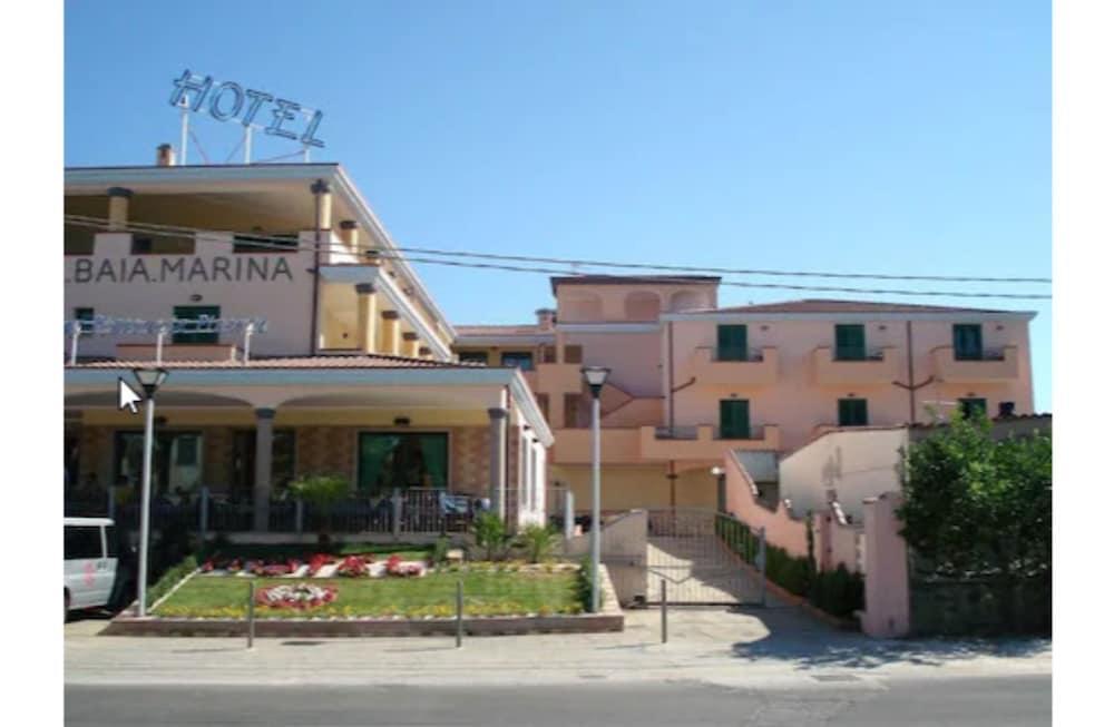 Hotel Baia Marina Orosei Exterior foto